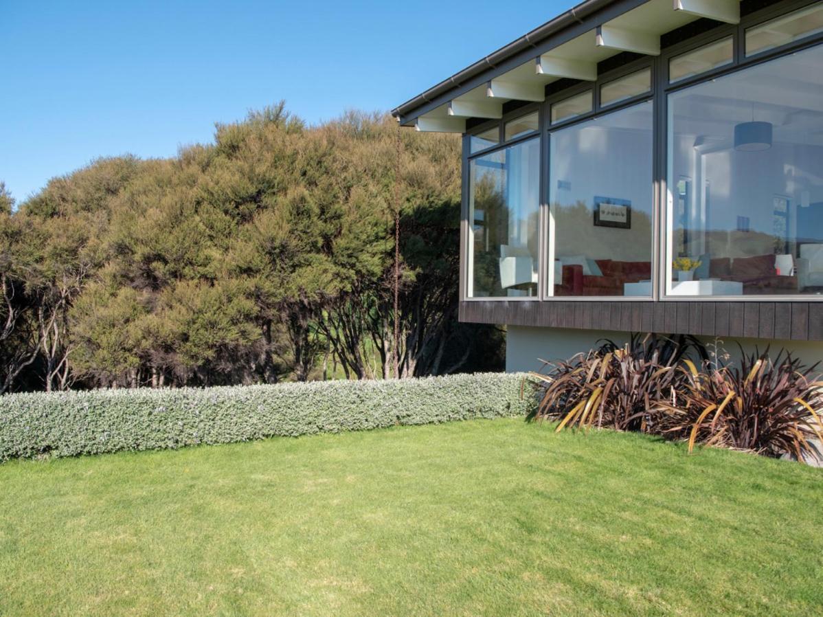Kotare Point Paradise - Akaroa Holiday Home Esterno foto