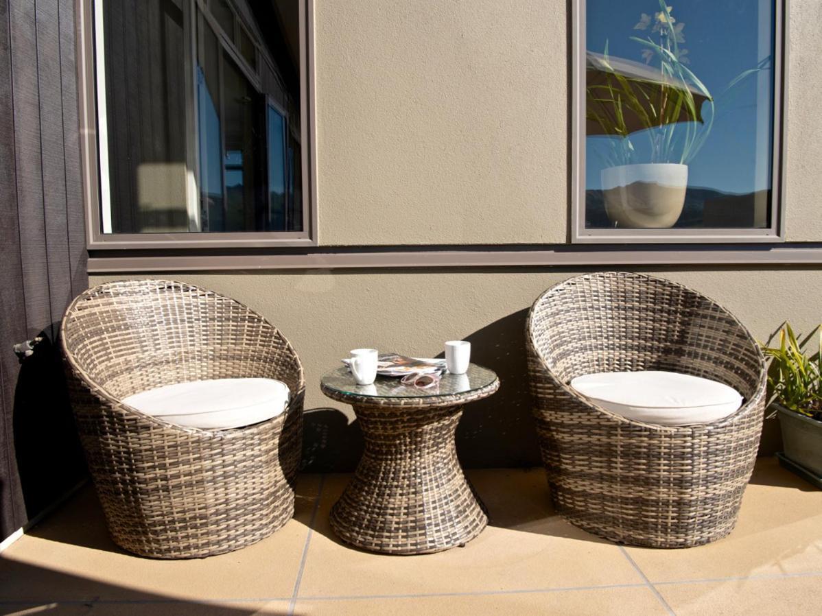 Kotare Point Paradise - Akaroa Holiday Home Esterno foto